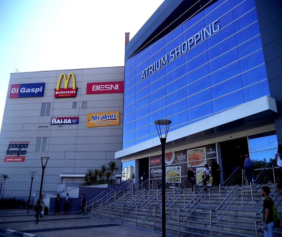 fachada do shopping atrium