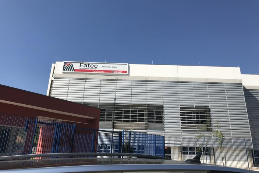 fachada da Fatec