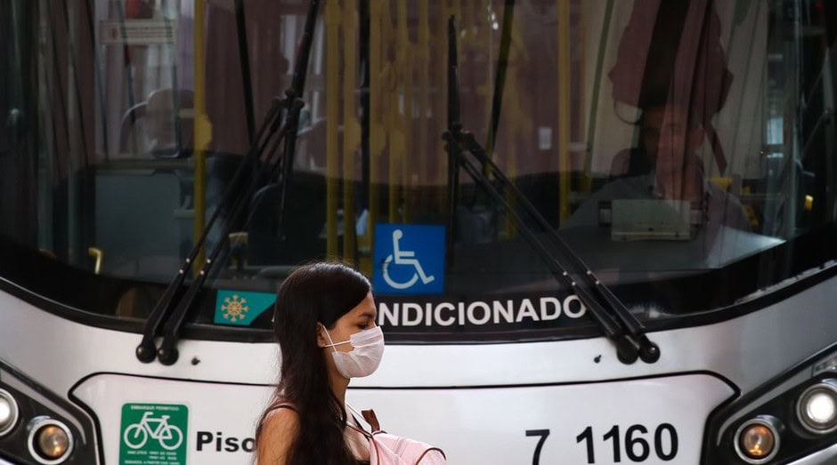 uso de máscara em ônibus