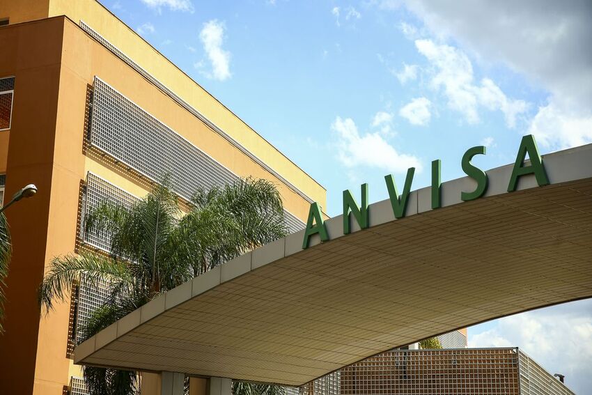 fachada do prédio da Anvisa