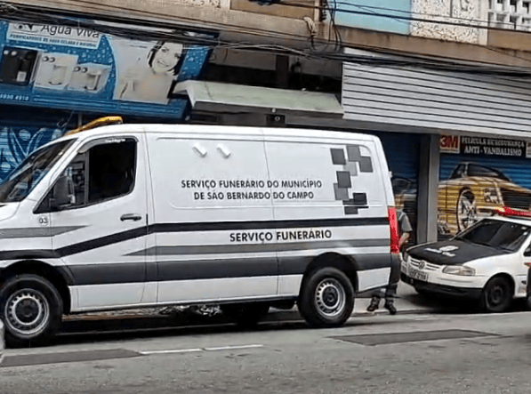 carro do serviço funerário