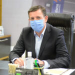 prefeito orlando morando de máscara