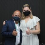 claudinho da geladeira e carla morando