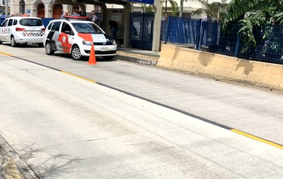 ponto de ônibus