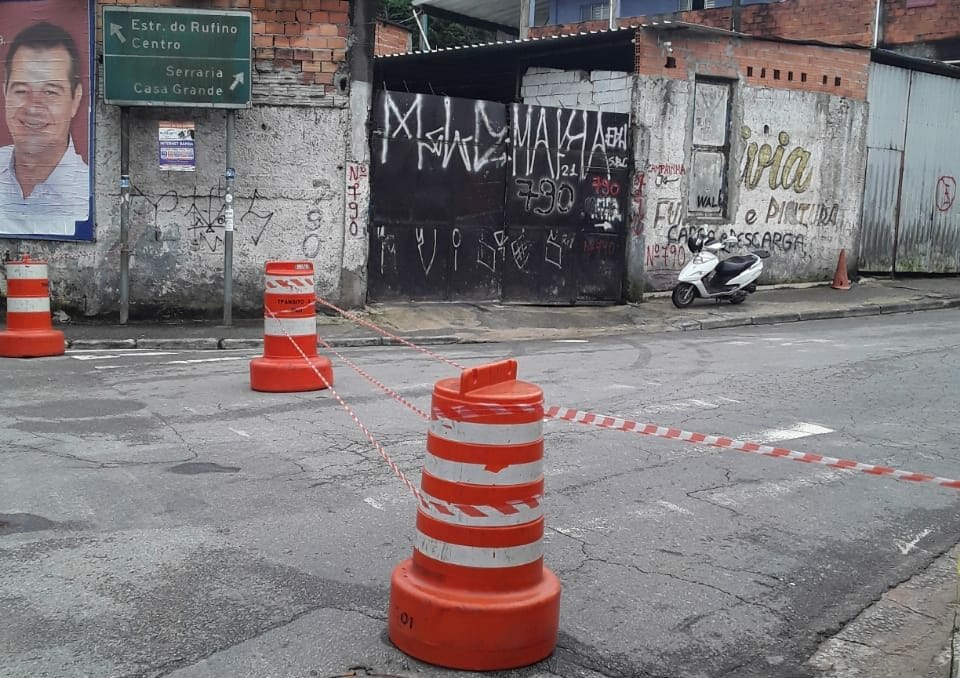 avenida bloqueada