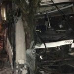 ônibus colidido
