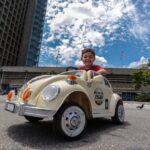 criança se divertindo no paço de santo andré
