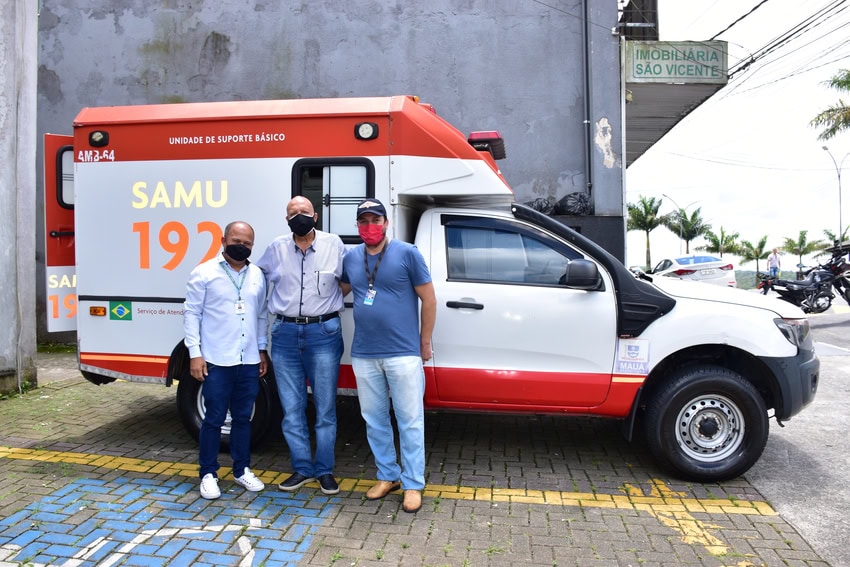 ambulância do samu em rio grande da serra
