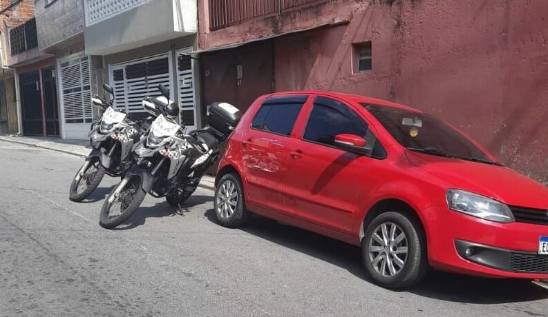carro vermelho