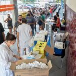 fila para vacinação contra covid em mauá