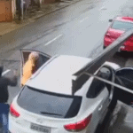 roubo de carro de idoso