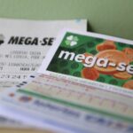 Bilhetes de aposta da mega-sena.