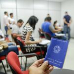 mulheres a procura de emprego