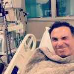 Reinaldo Gottino no leito hospitalar