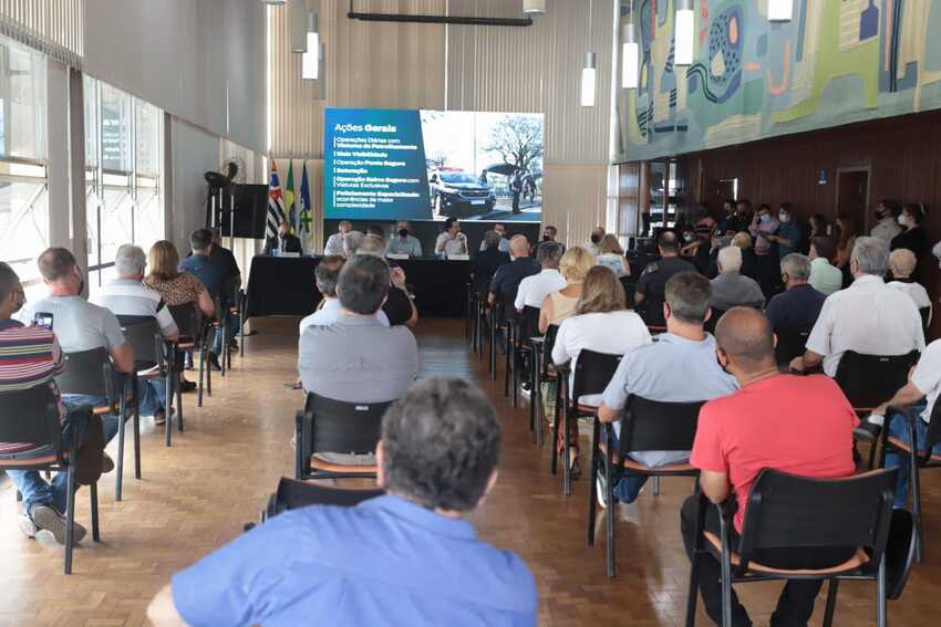 reunião do conselho de segurança