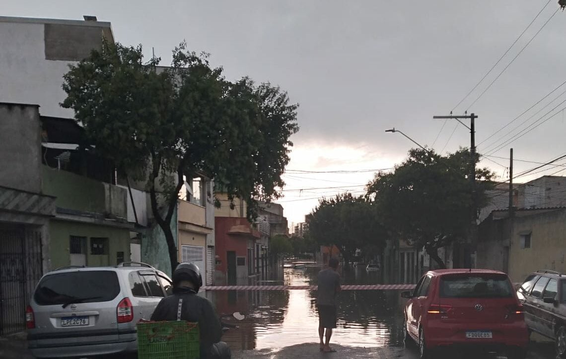 alagamento no bairro prosperidade
