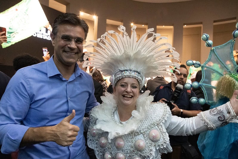 rodrigo garcia e carnavalesca