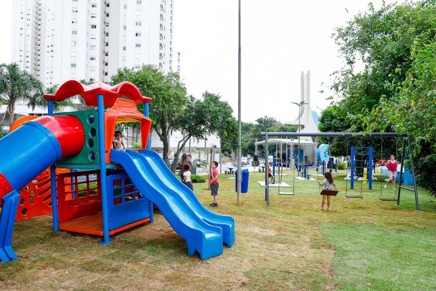 Praça Toshio Kawakami