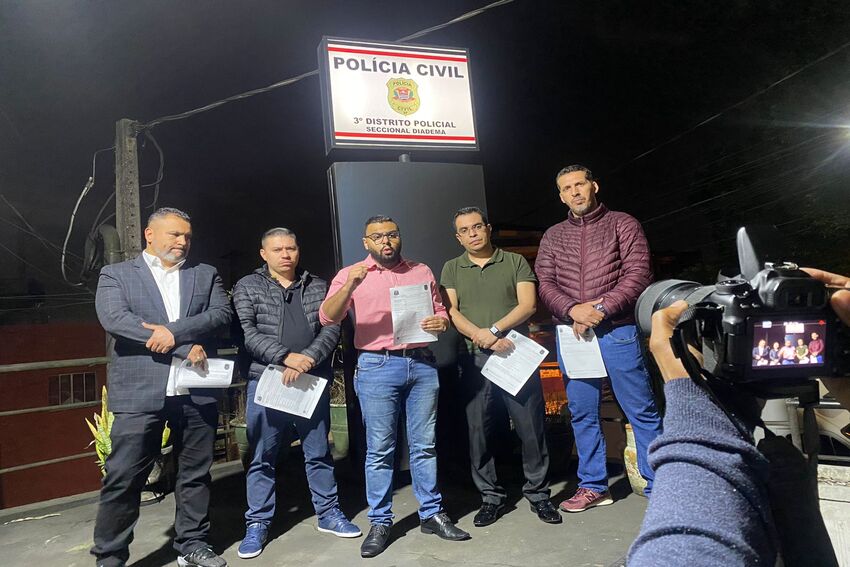 vereadores no distrito policial
