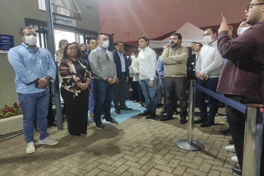inauguração da agência de desenvolvimento