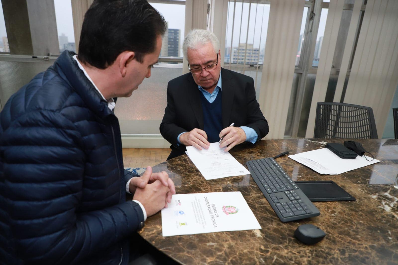 prefeito Paulo Serra e ouvidor
