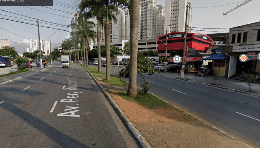 avenida Pery Ronchetti, sentido centro