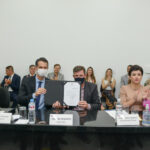 prefeito Orlando Morando e advogados