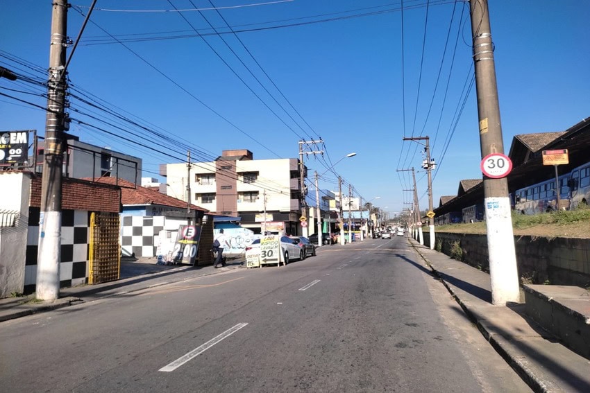 ruas centrais em Ribeirão Pires