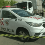 viatura da PM em ocorrência de queda