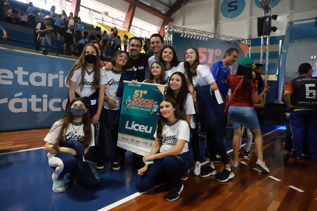alunos nos jogos escolares