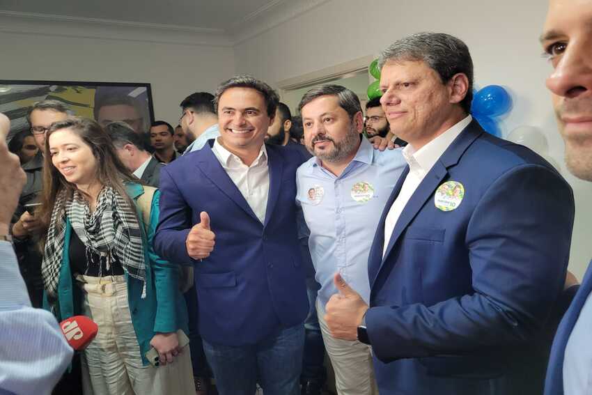 Tarcísio de Freitas e deputados do PP