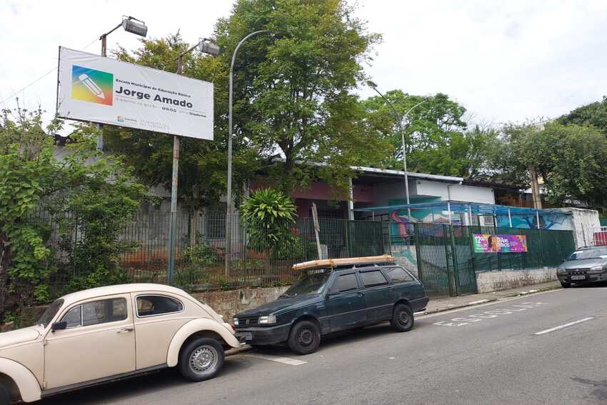 fachada da Escola Jorge Amado de Diadema