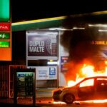 Carro incendiado