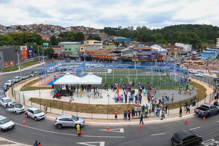 praça parque no Jardim Colina