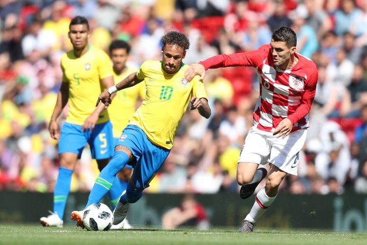 brasil e croácia em campo