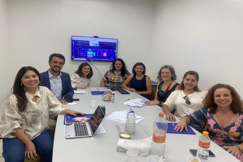 reunião na Secretaria de Saúde