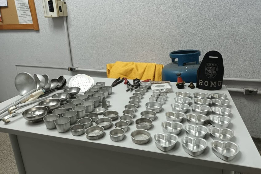 Vários utensílios de cozinha industrial furtados