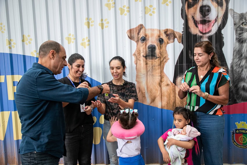 Entrega de medalhas de localização de animas