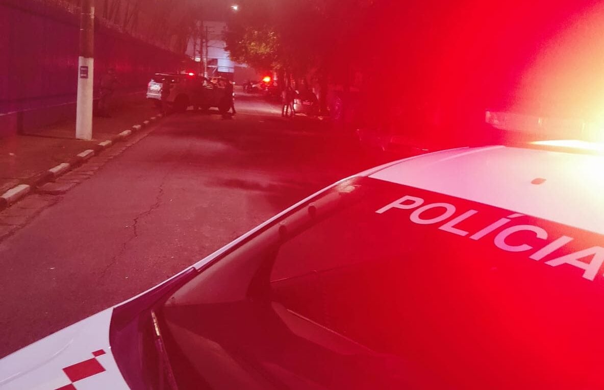 bandido preso na rua do Comércio, em Mauá