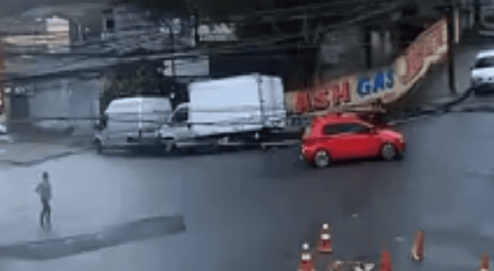carro envolvido em acidente