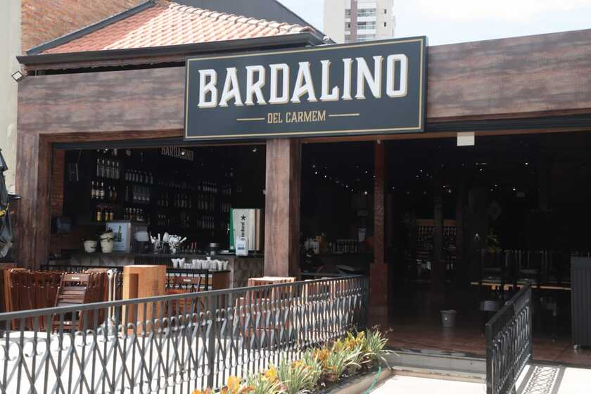 fachada do Bardalino
