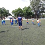 crianças jogando bola em Diadema