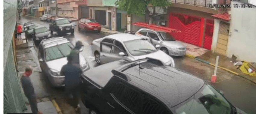 roubo de veículo no bairro Eldorado