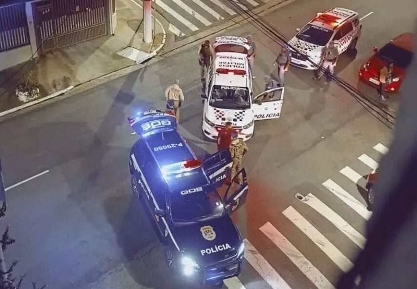 viaturas da polícia