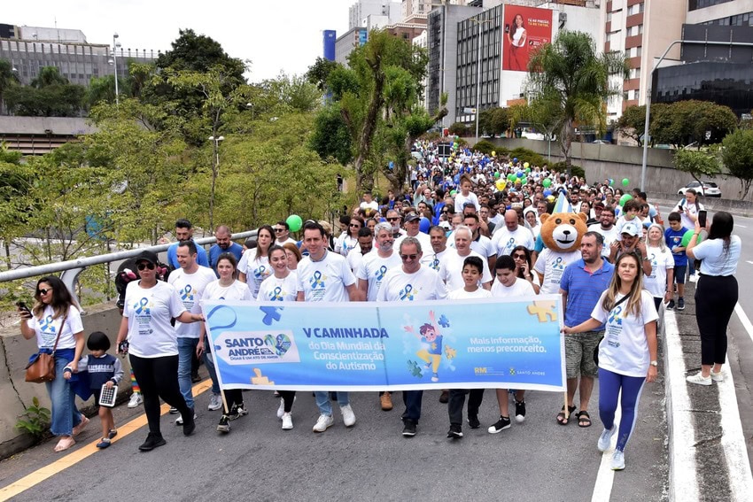 Caminhada de conscientização do autismo