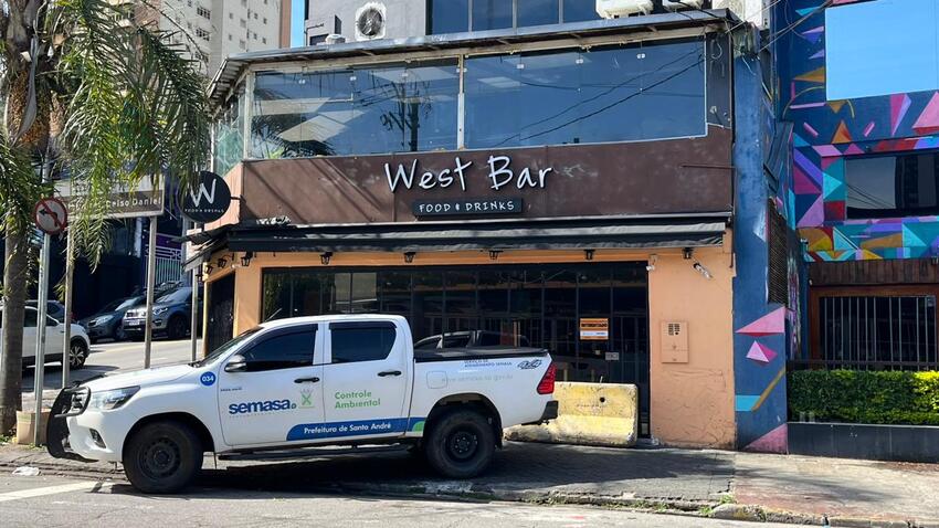Bar interditado no bairro Jardim