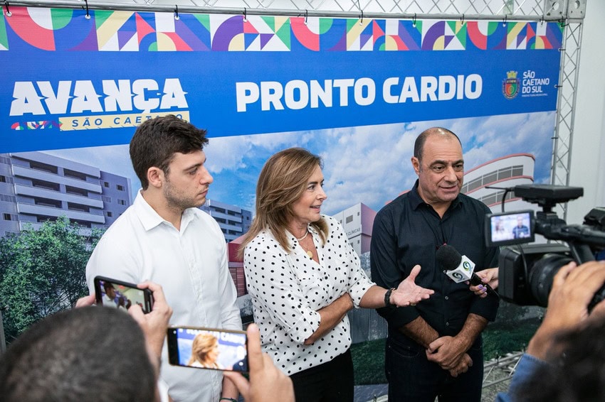 Thiago, Regina e Auricchio