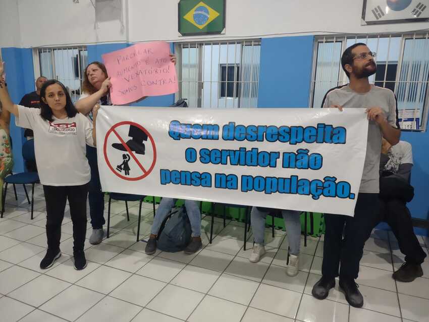 servidores protestam em Mauá