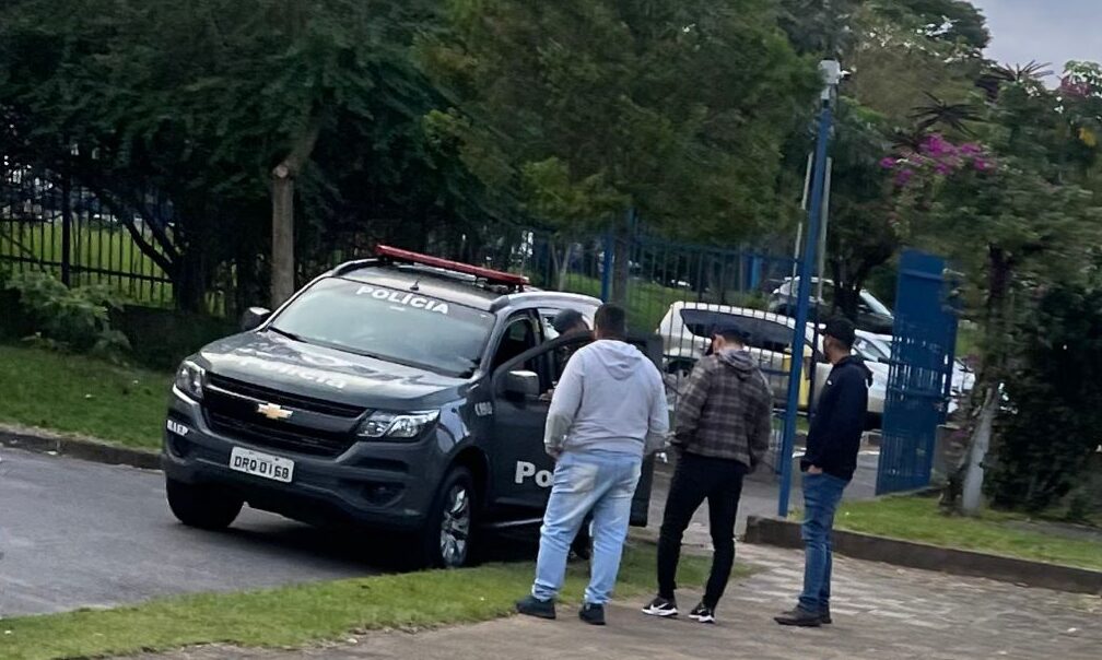 viaturas na câmara