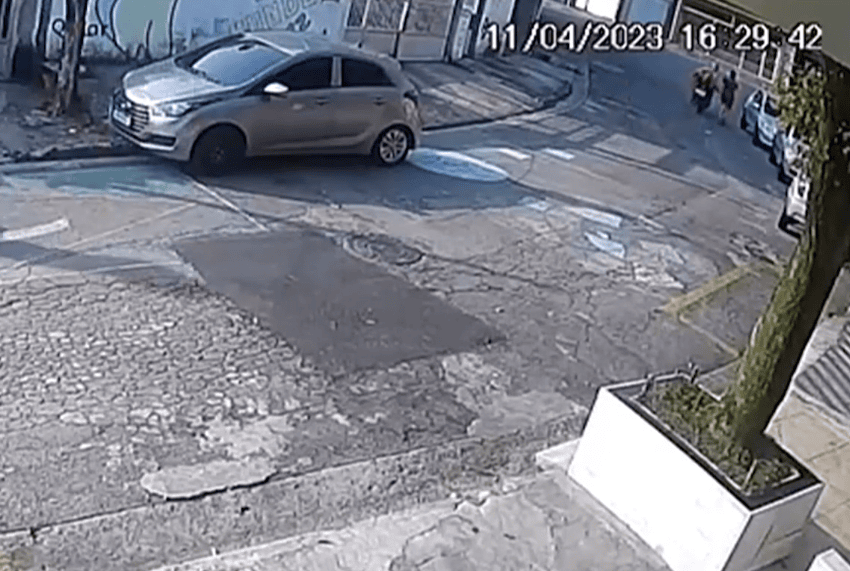 homem de moto em Diadema